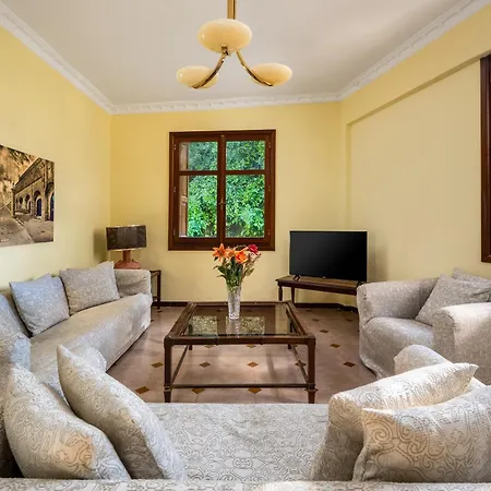 The Knights Courtyard Apartman Rhodes City