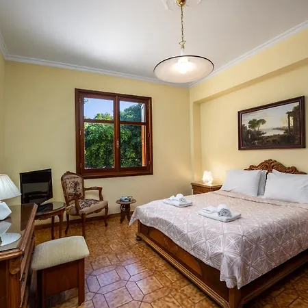 The Knights Courtyard